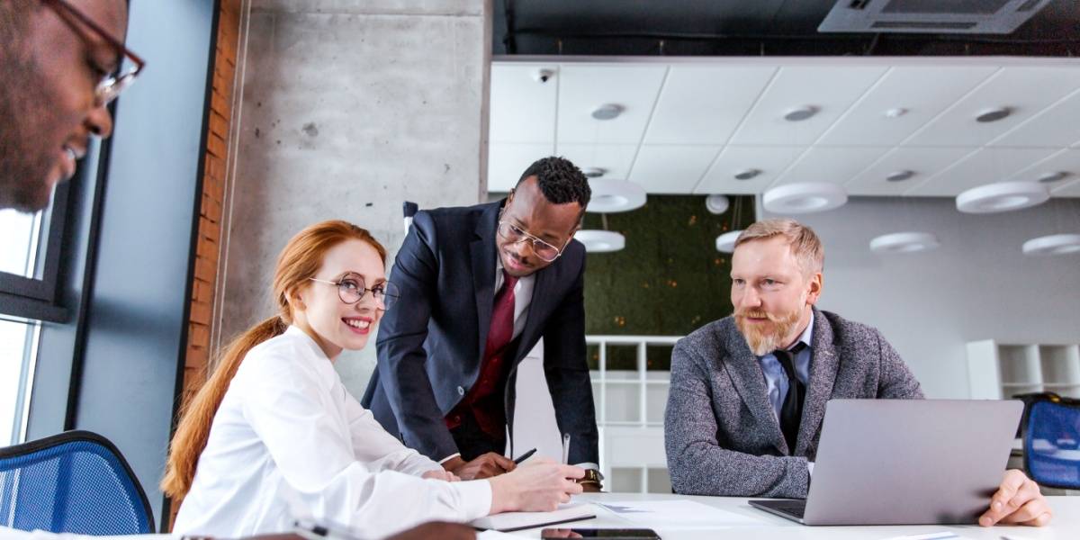 Training and Change Management in Salesforce Consulting Services