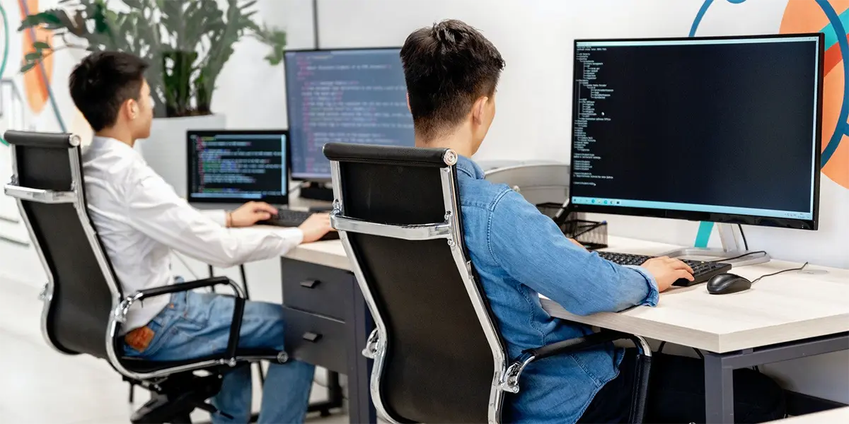Service Desk Software: Driving Efficiency and User Satisfaction in IT Support